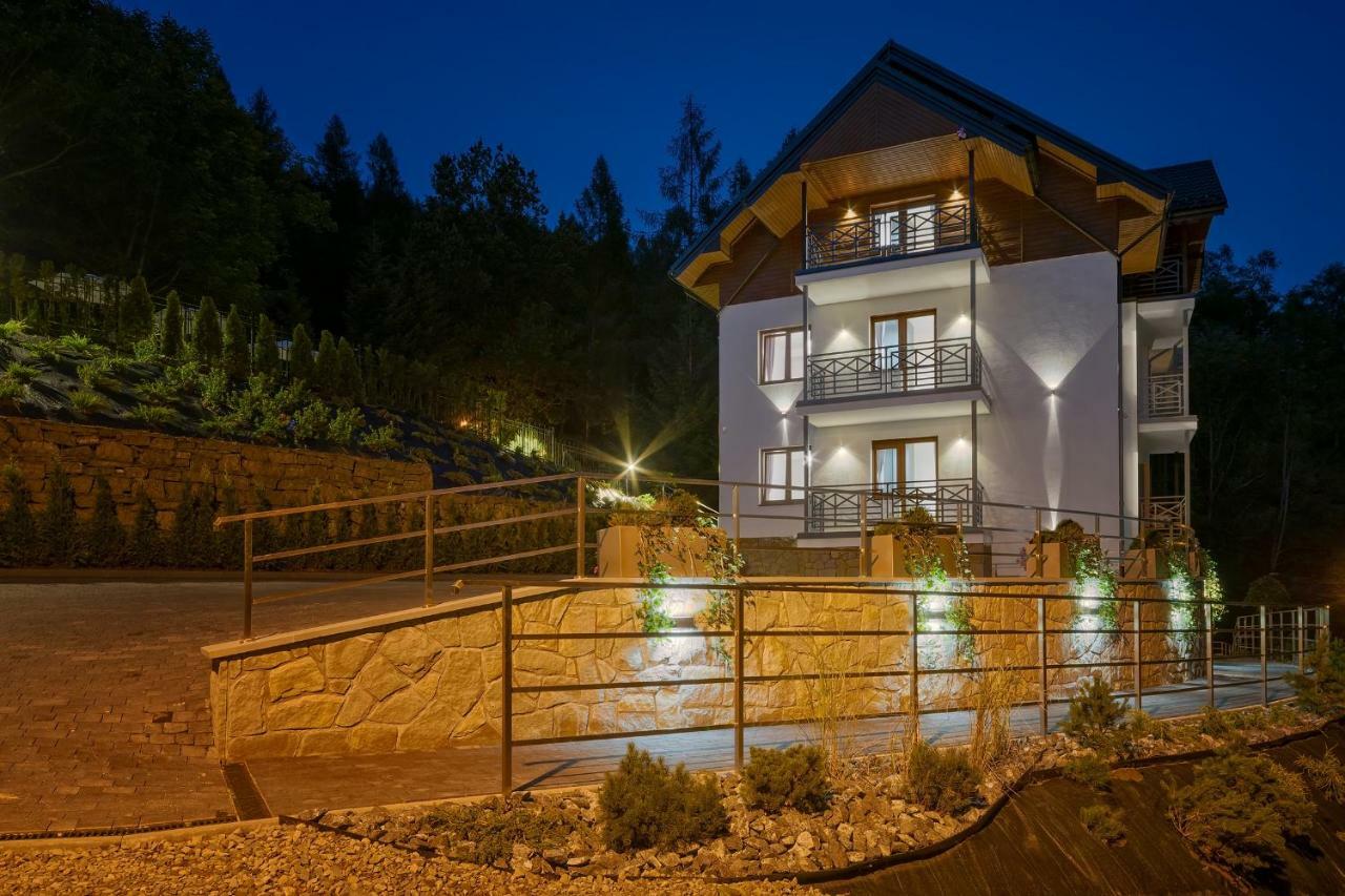 Willa nad Parkiem Szczawnica Exteriör bild